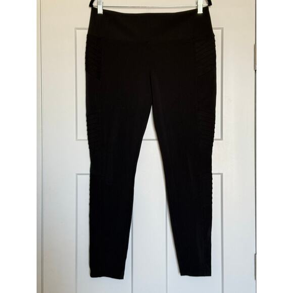 Lululemon Deep Breath 21” Crop Leggings Black Gym Yoga Workout Mesh Size 4 - Picture 5 of 8